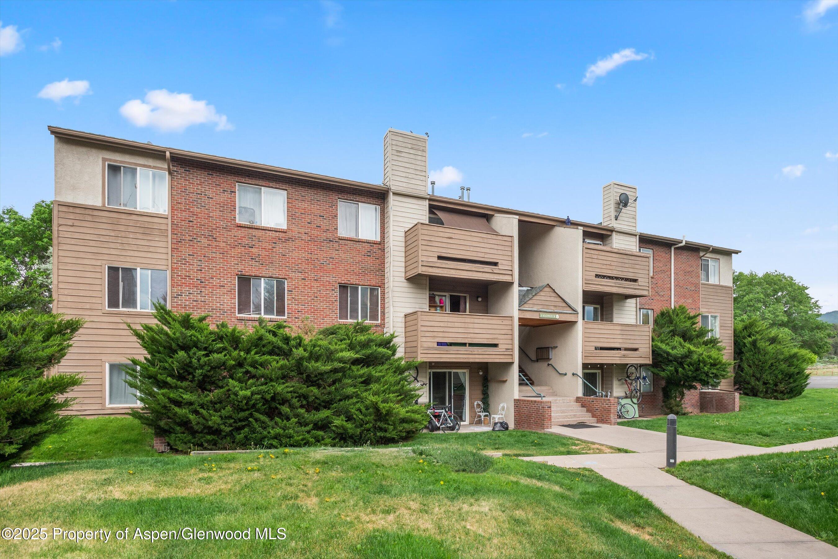85 Meadowood Drive, A-1