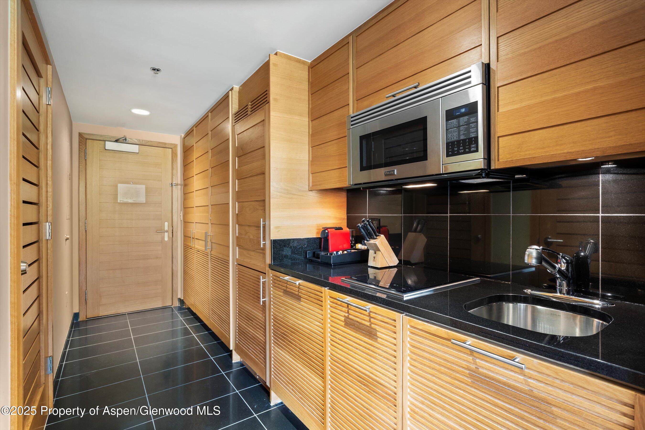 130 Wood Road, 614