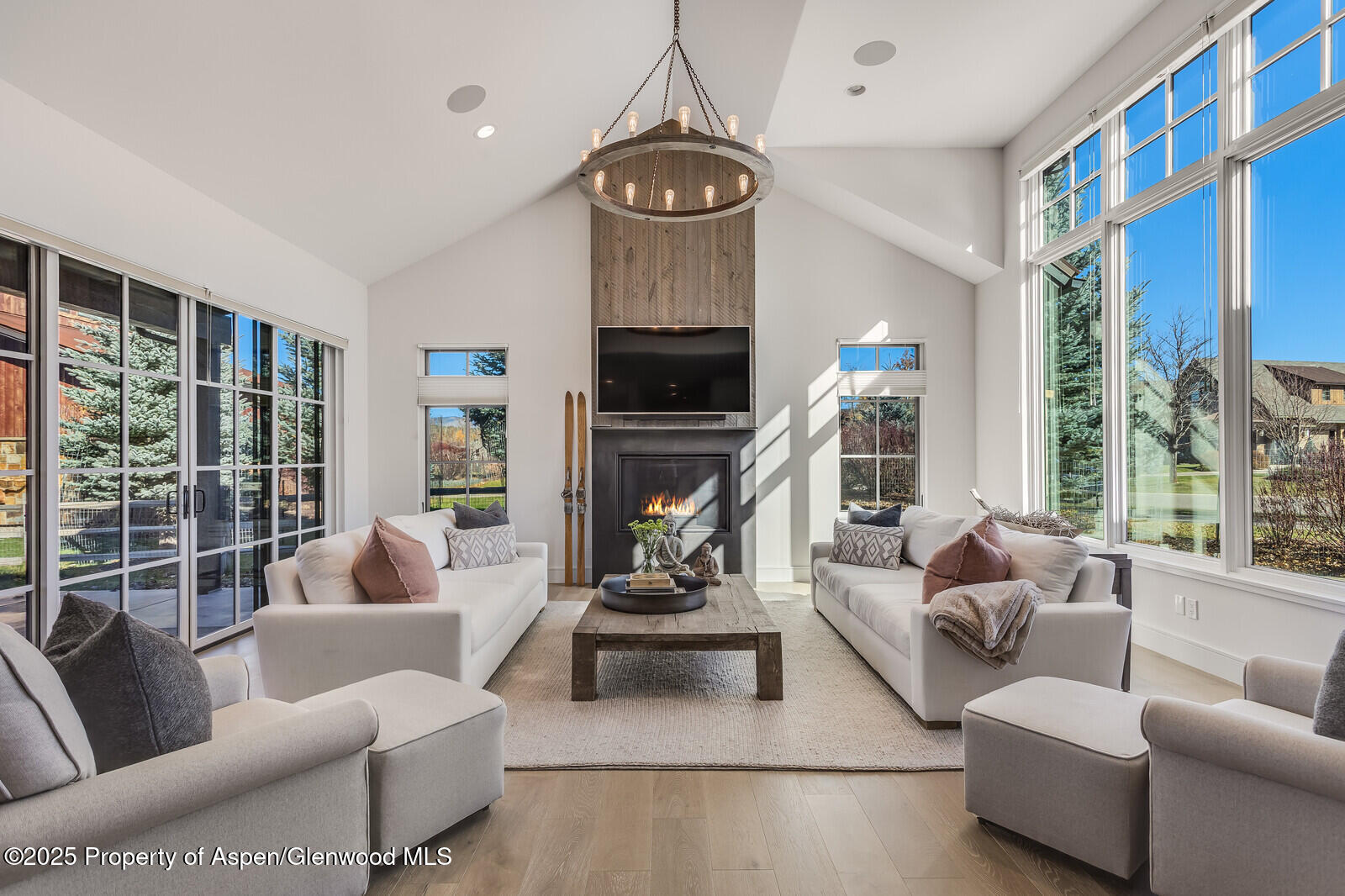 283 Crystal Canyon Drive