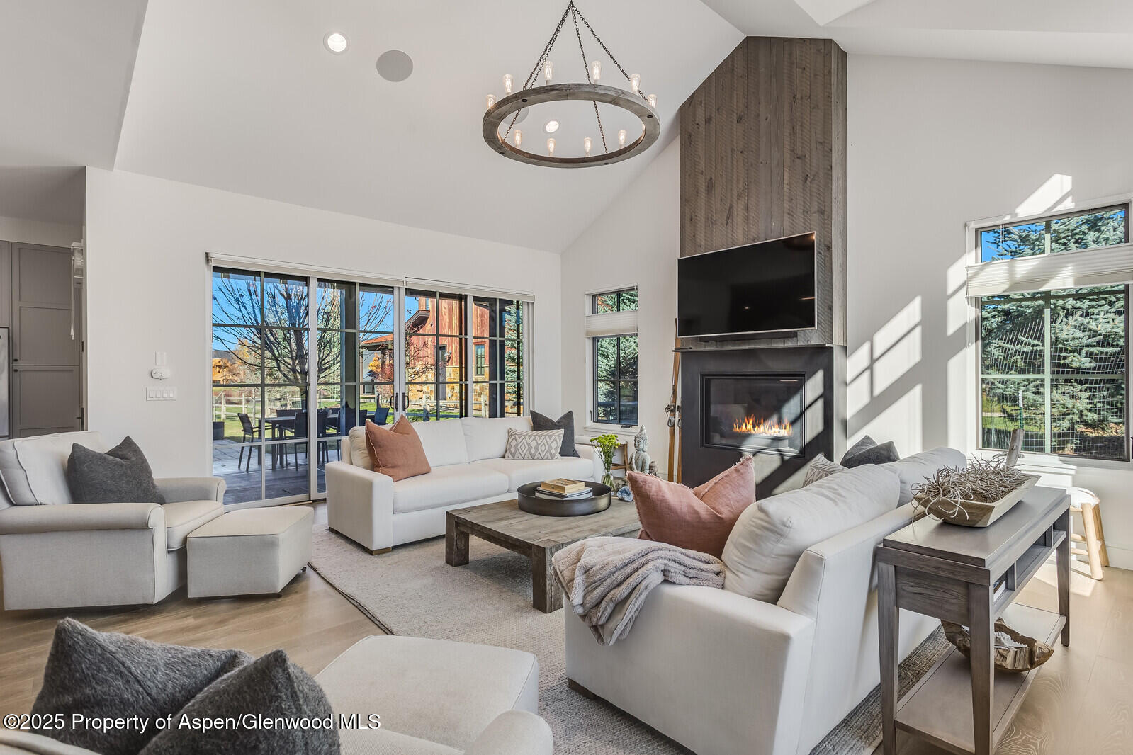 283 Crystal Canyon Drive