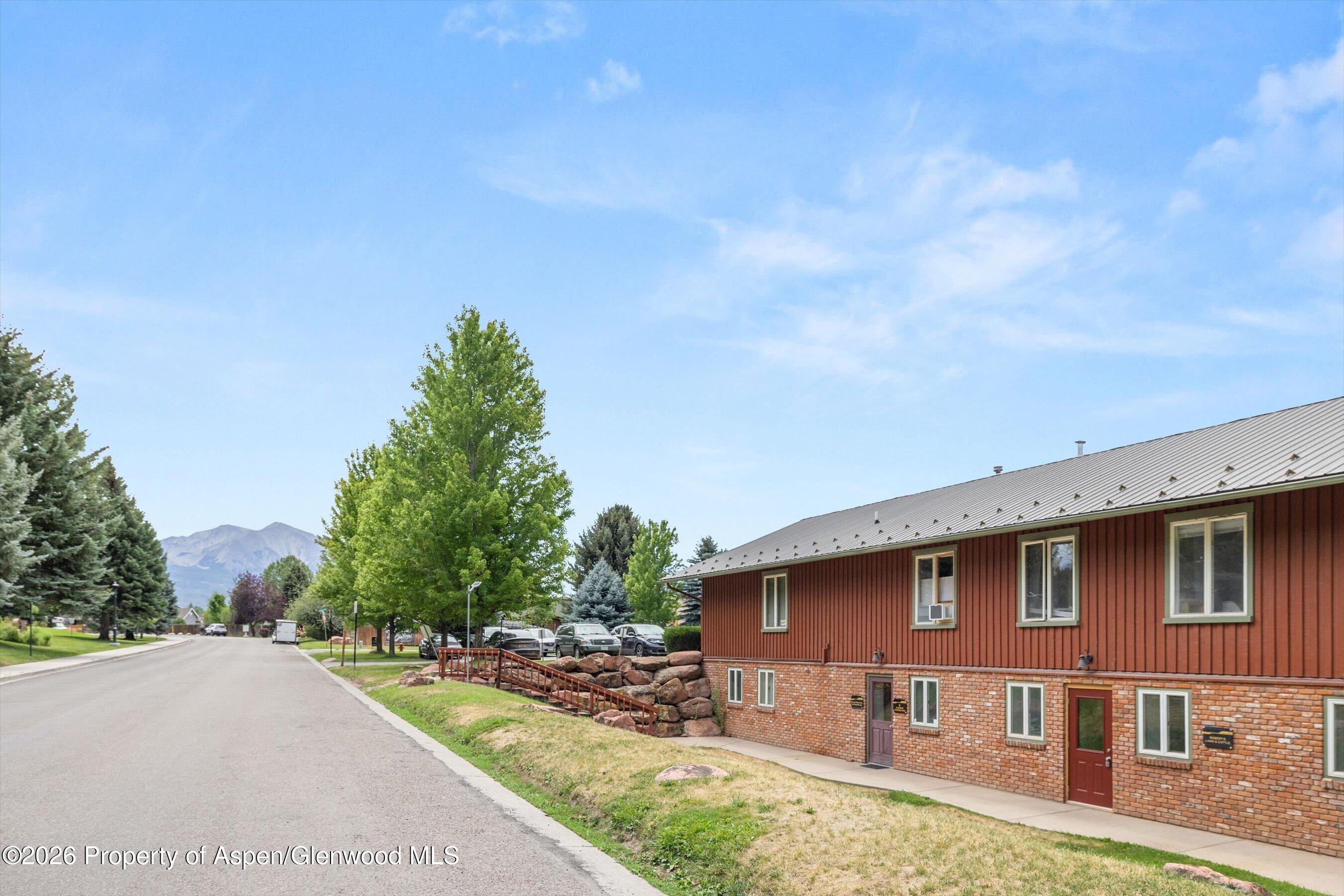 1101 Village Road Ll3c