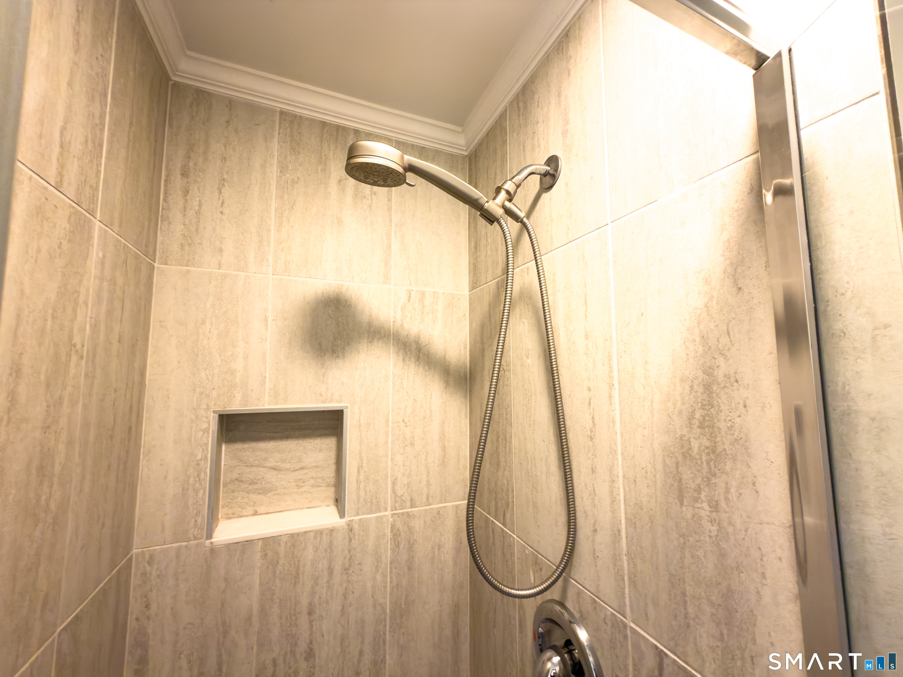 57 Knollcrest Road Unit: E