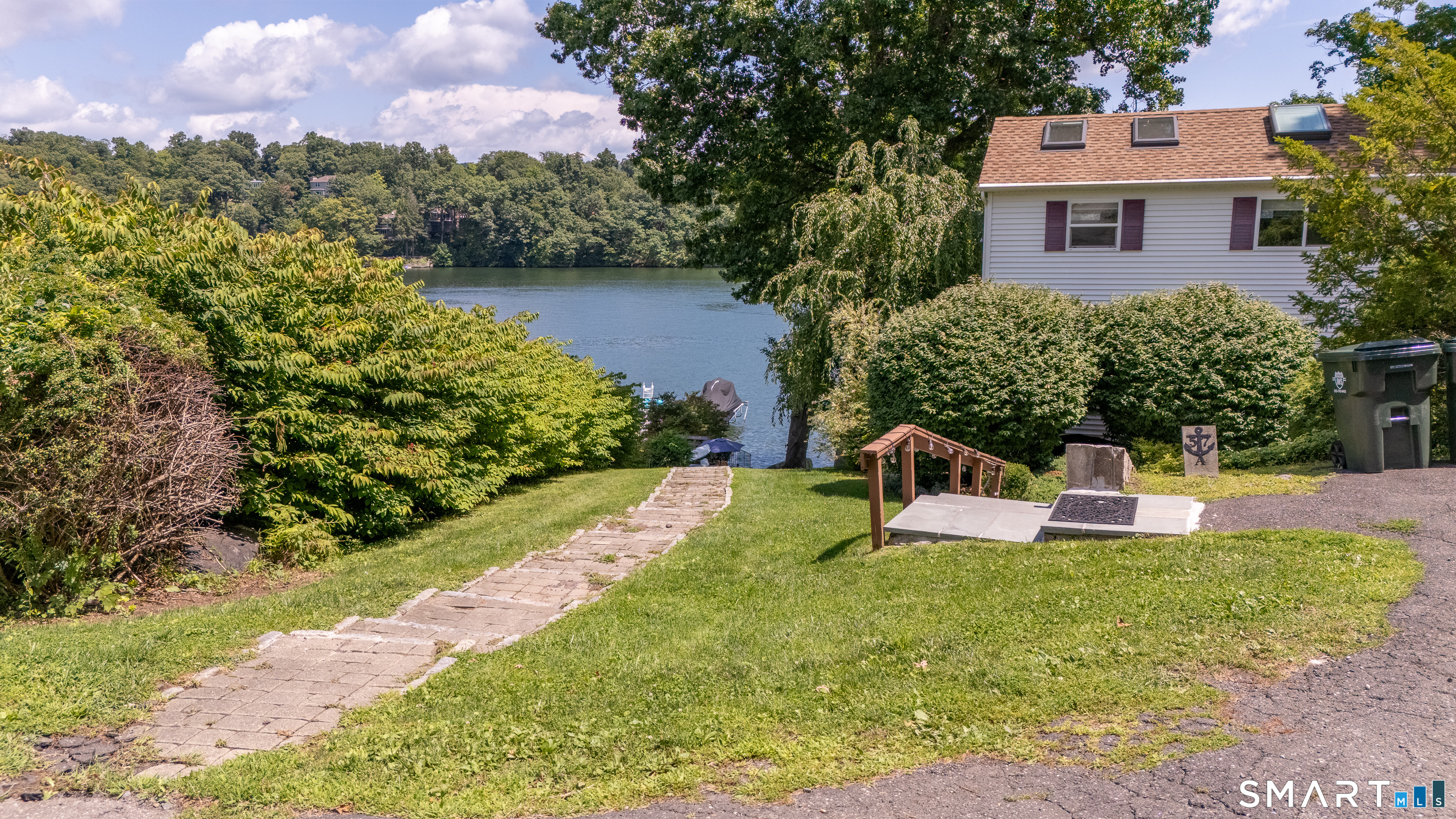 57 Knollcrest Road Unit: E