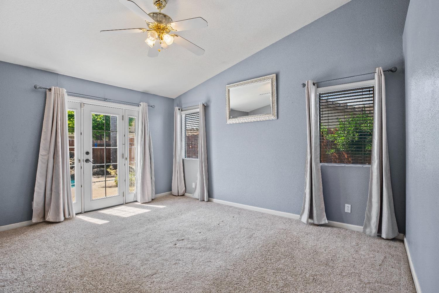2500 Vienna Court