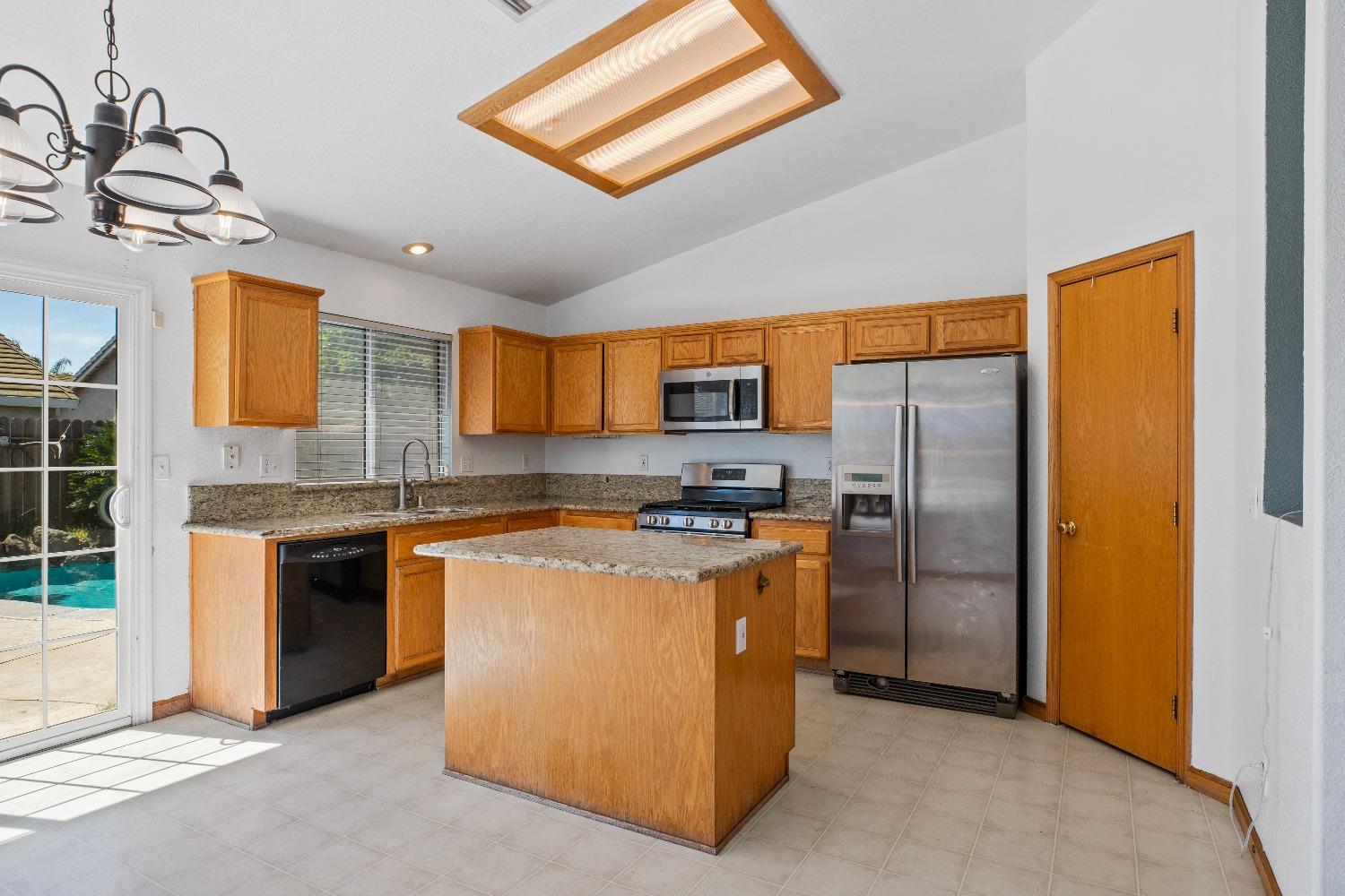 2500 Vienna Court