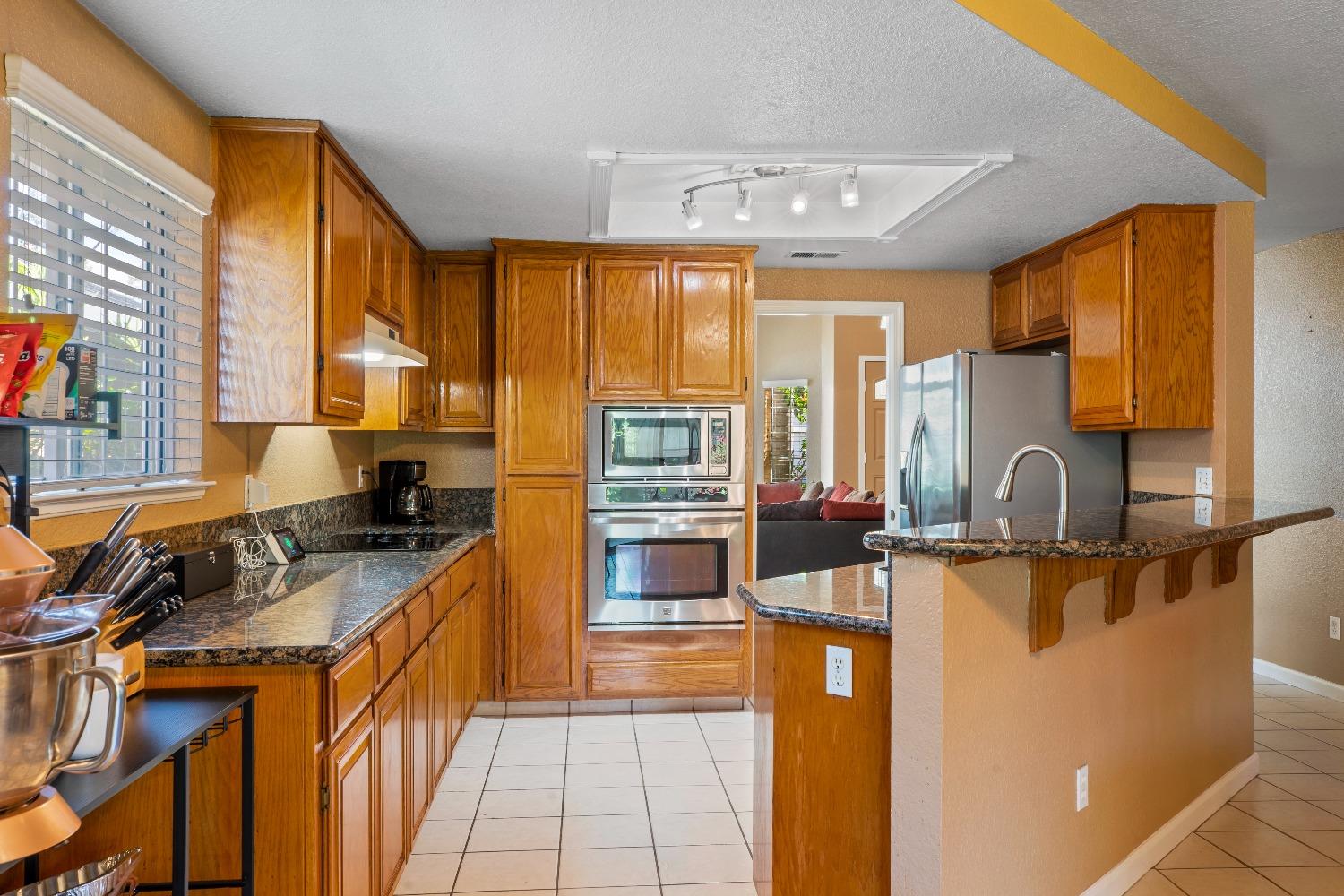 2213 London Circle