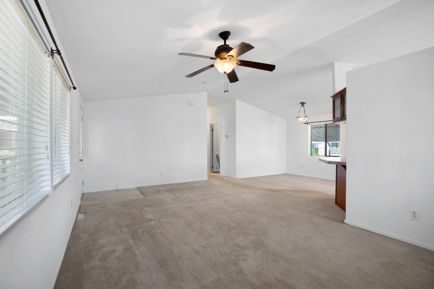 1830 E Yosemite Avenue 161