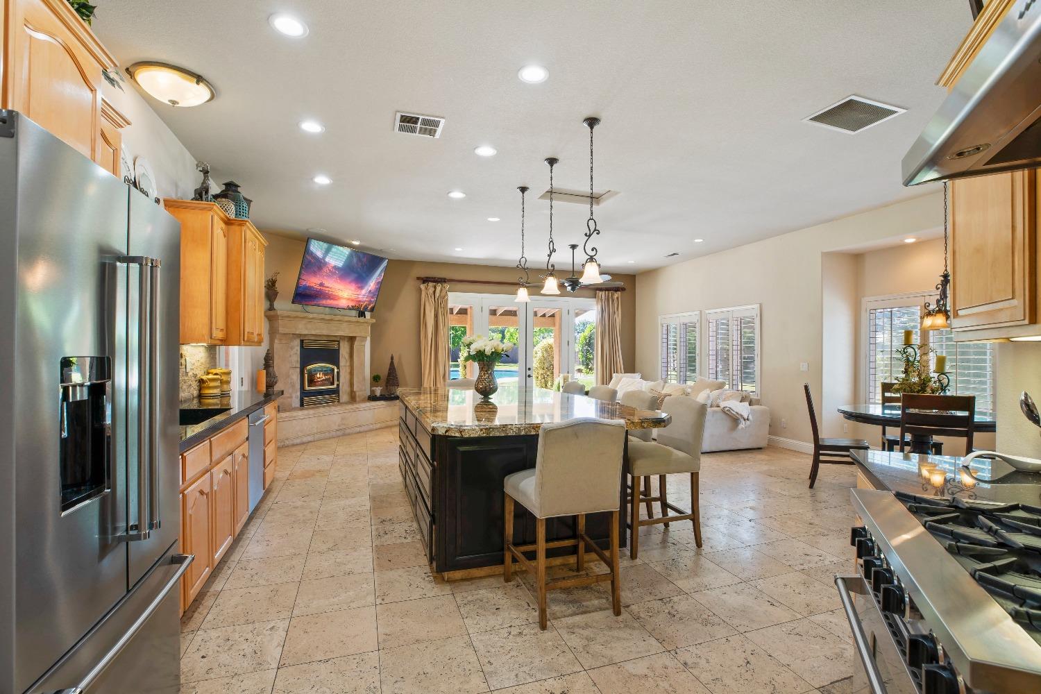 6901 Prestwick Drive