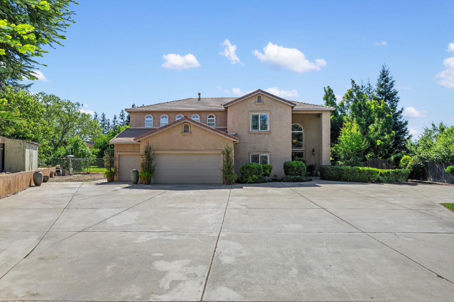 6901 Prestwick Drive