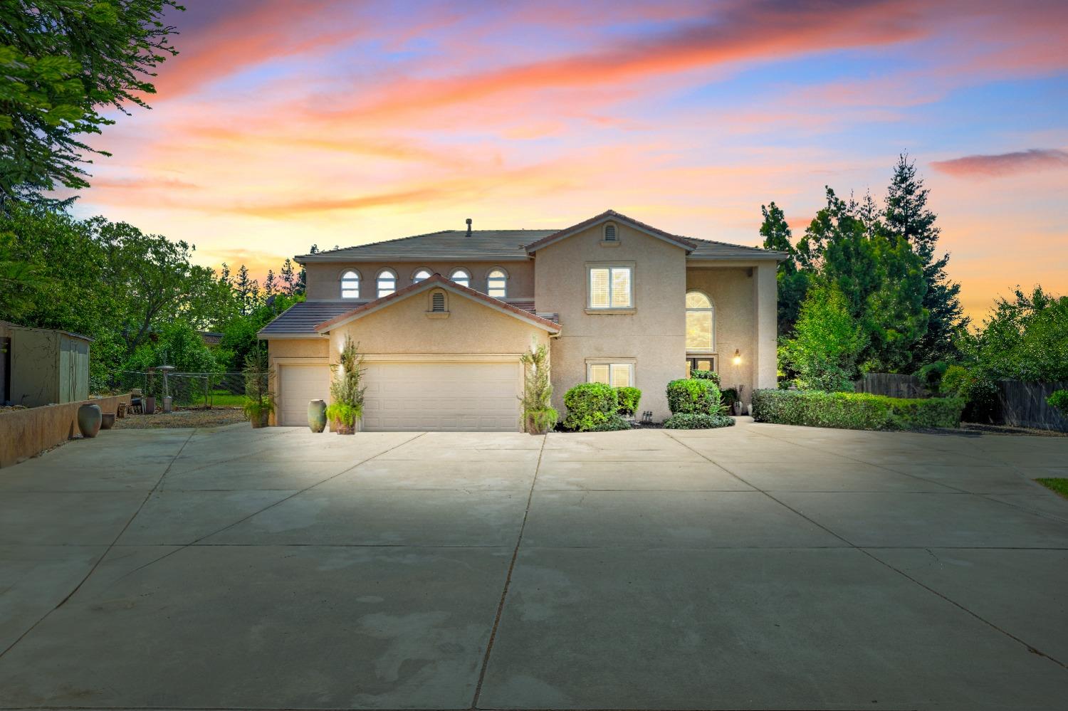 6901 Prestwick Drive