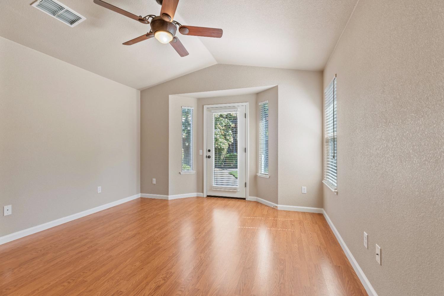 2485 Paseo Del Sol