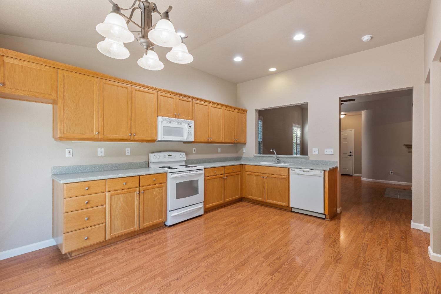 2485 Paseo Del Sol