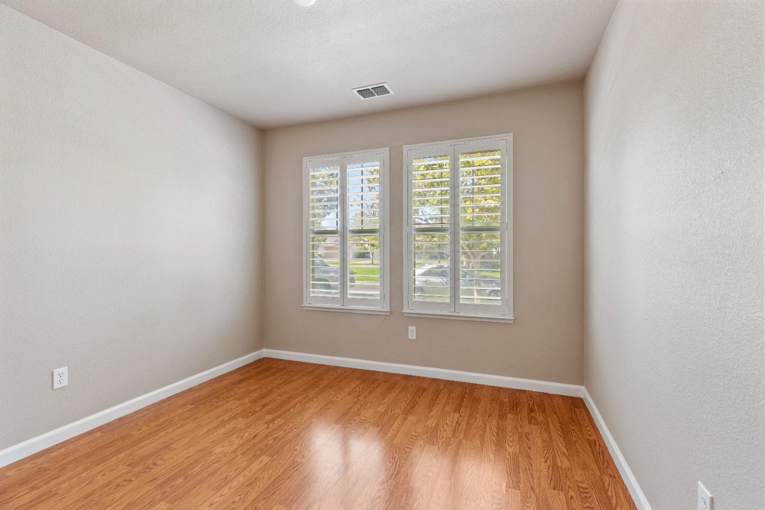2485 Paseo Del Sol