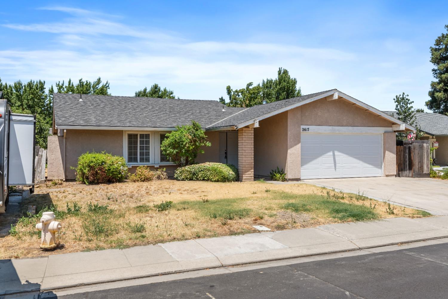 2617 Lincoln Oak Court