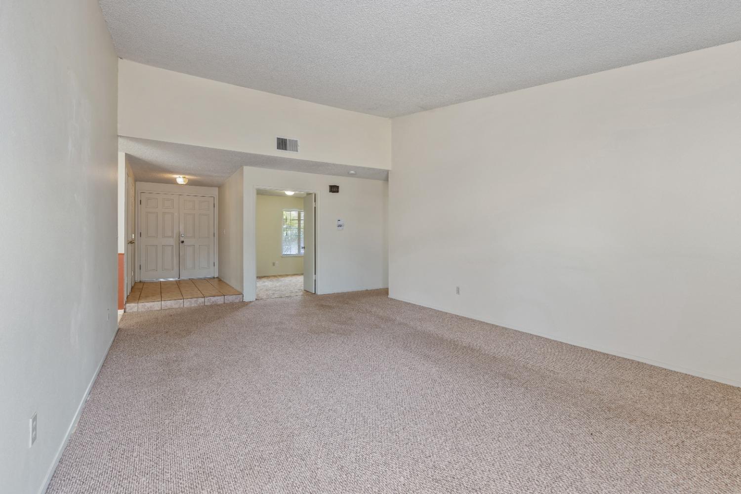 2617 Lincoln Oak Court