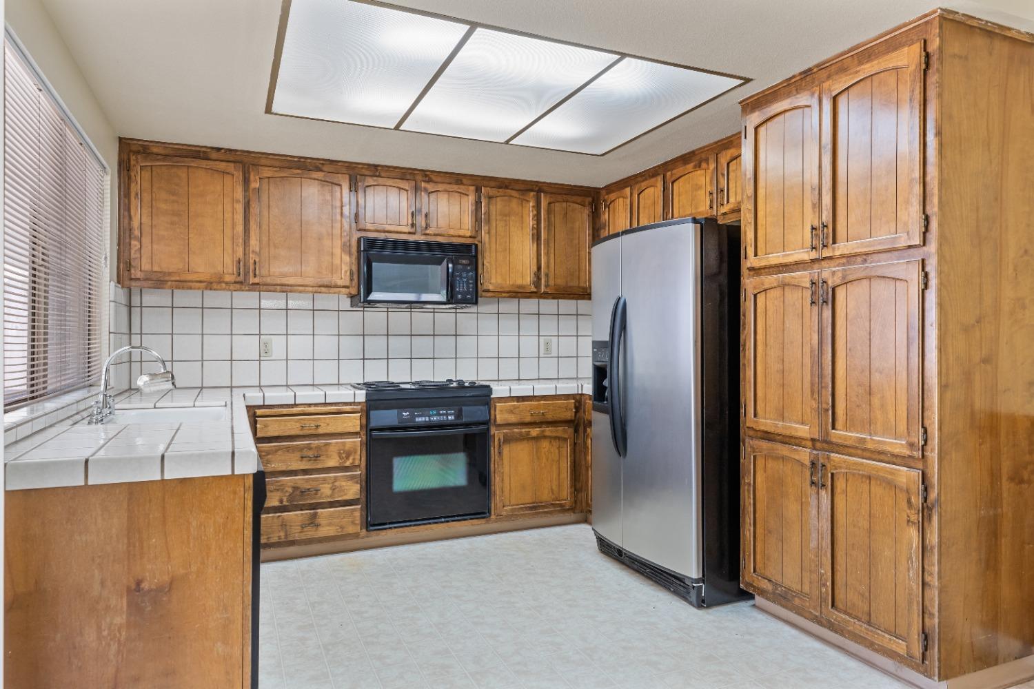 2617 Lincoln Oak Court