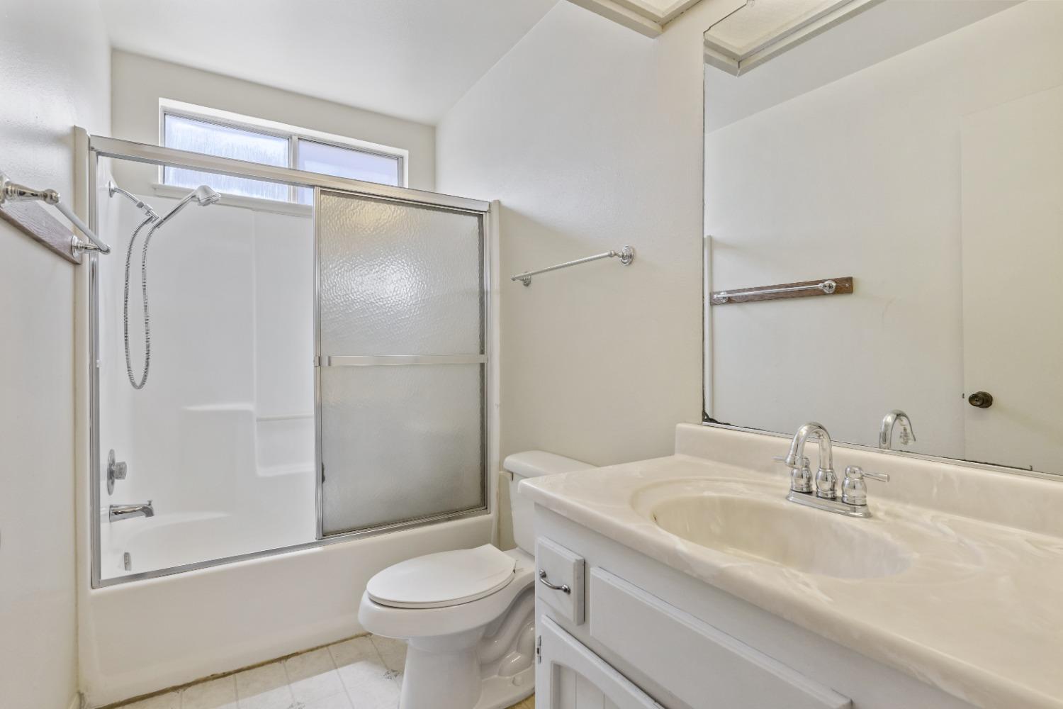 2617 Lincoln Oak Court