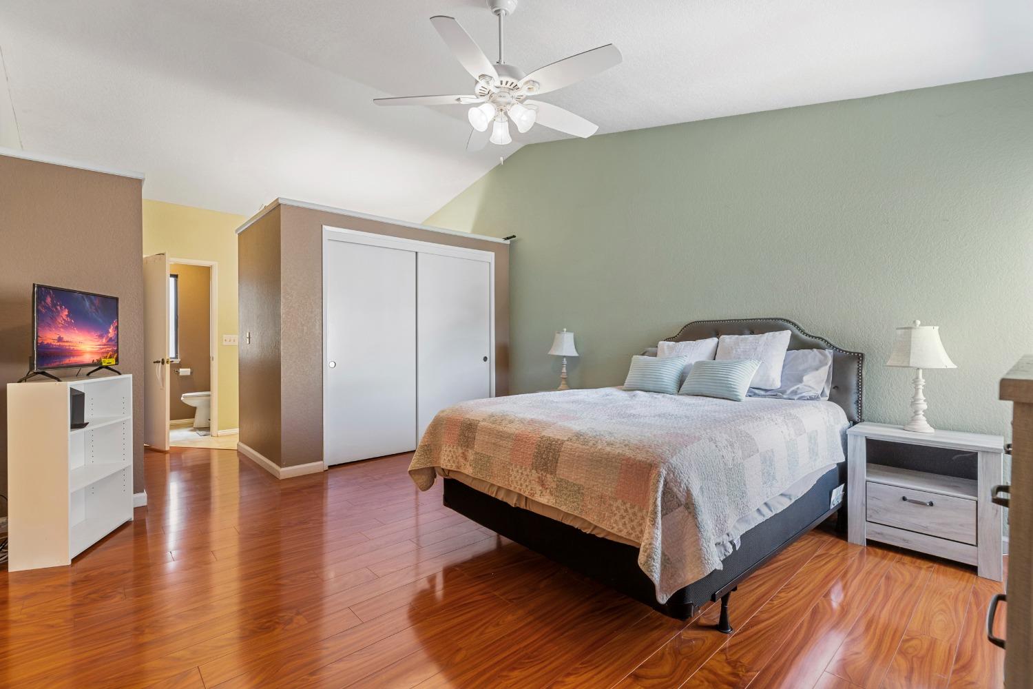 1107 Cedar Creek Drive 18