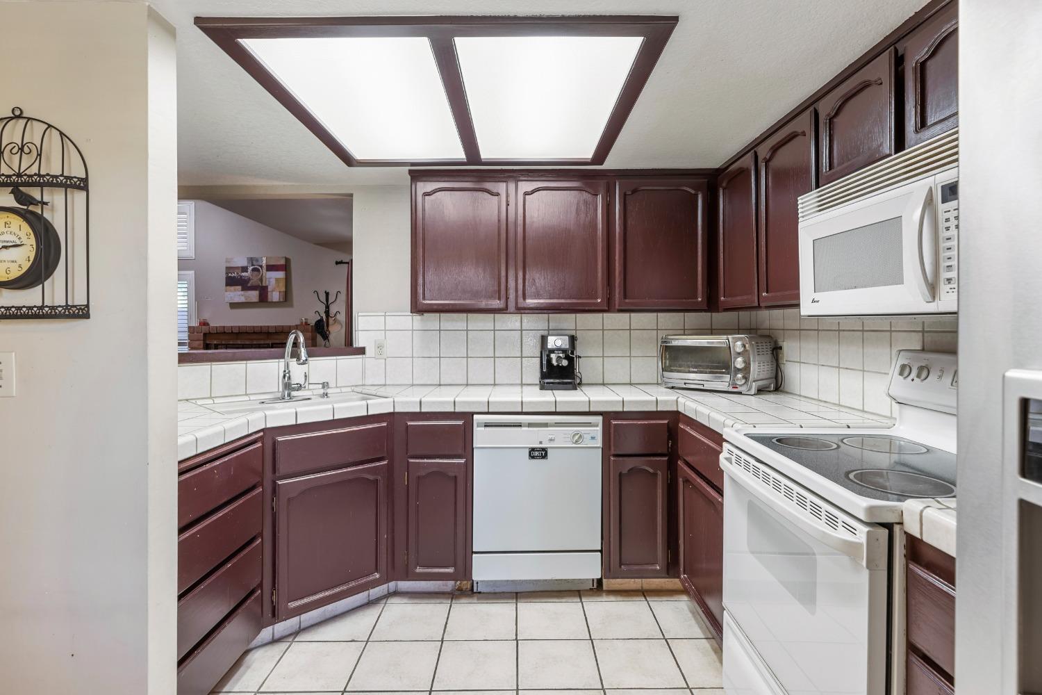 1107 Cedar Creek Drive 18