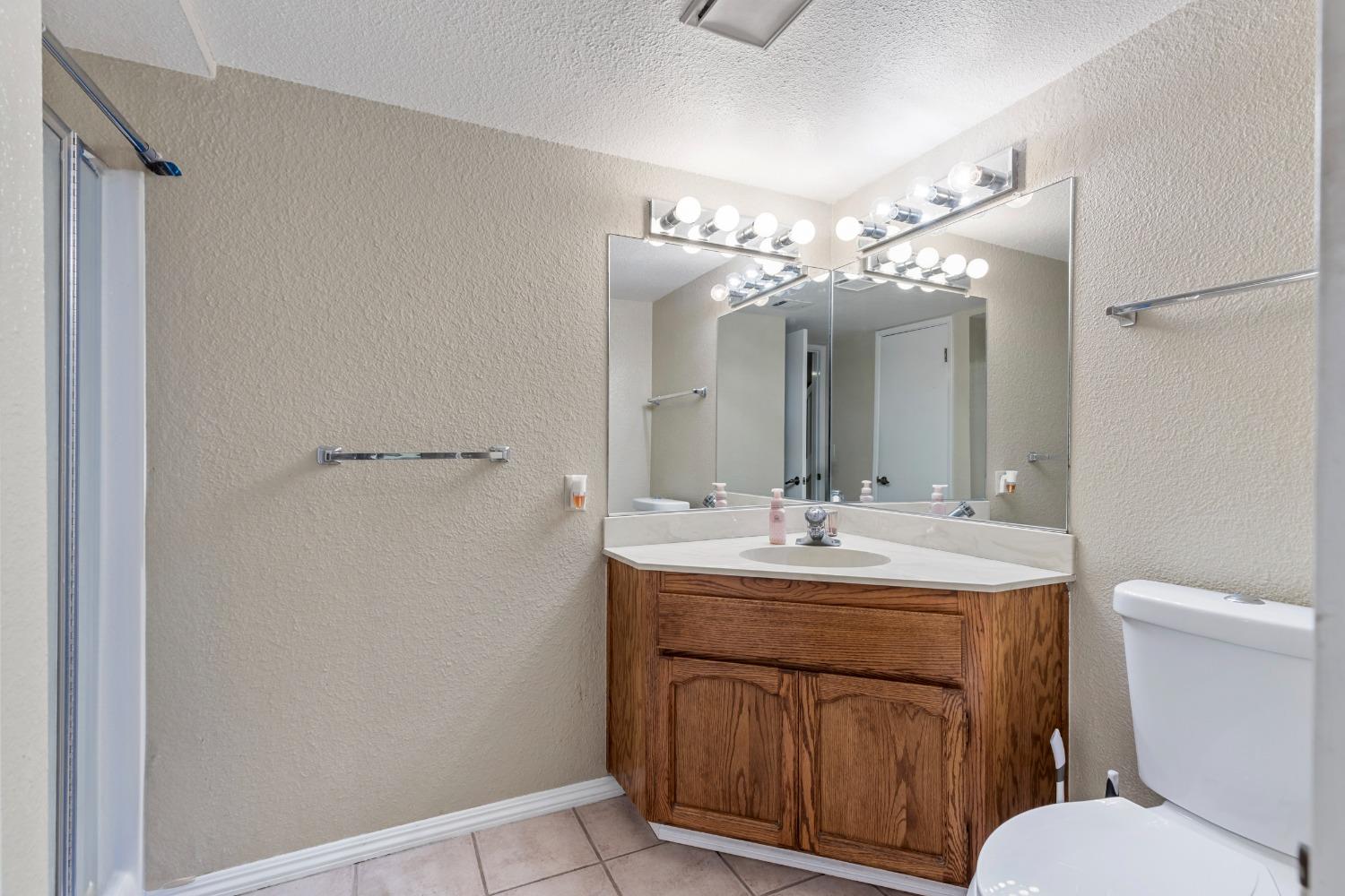 1107 Cedar Creek Drive 18