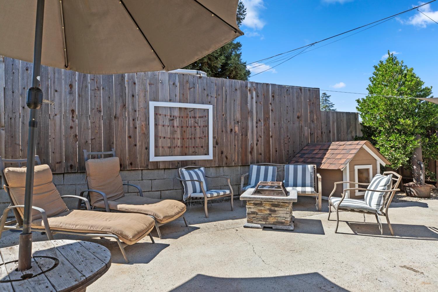 929 Magnolia Street