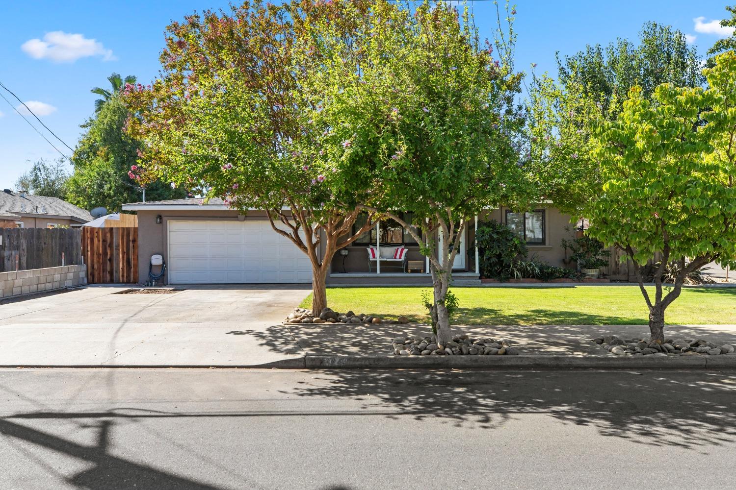 929 Magnolia Street