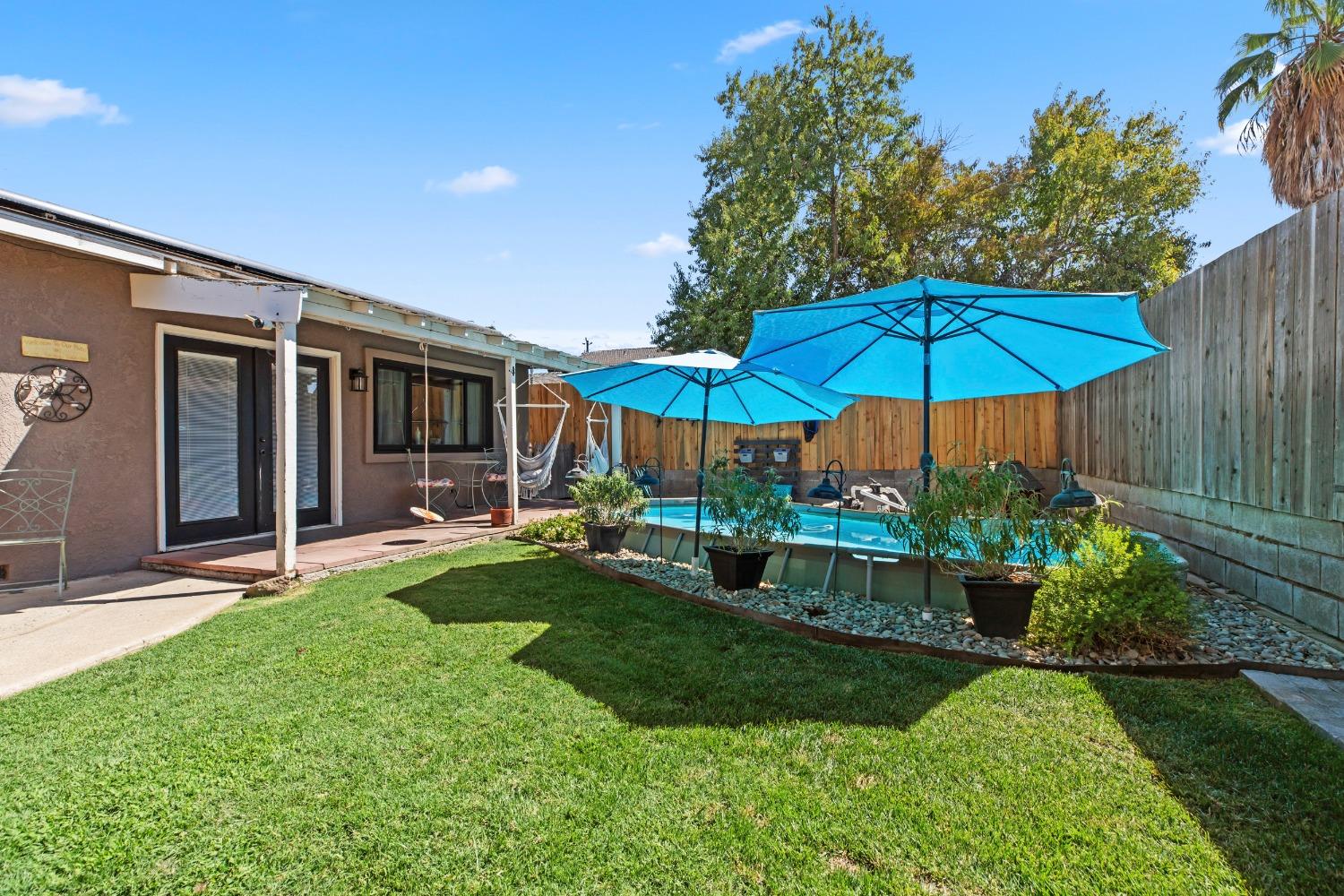 929 Magnolia Street