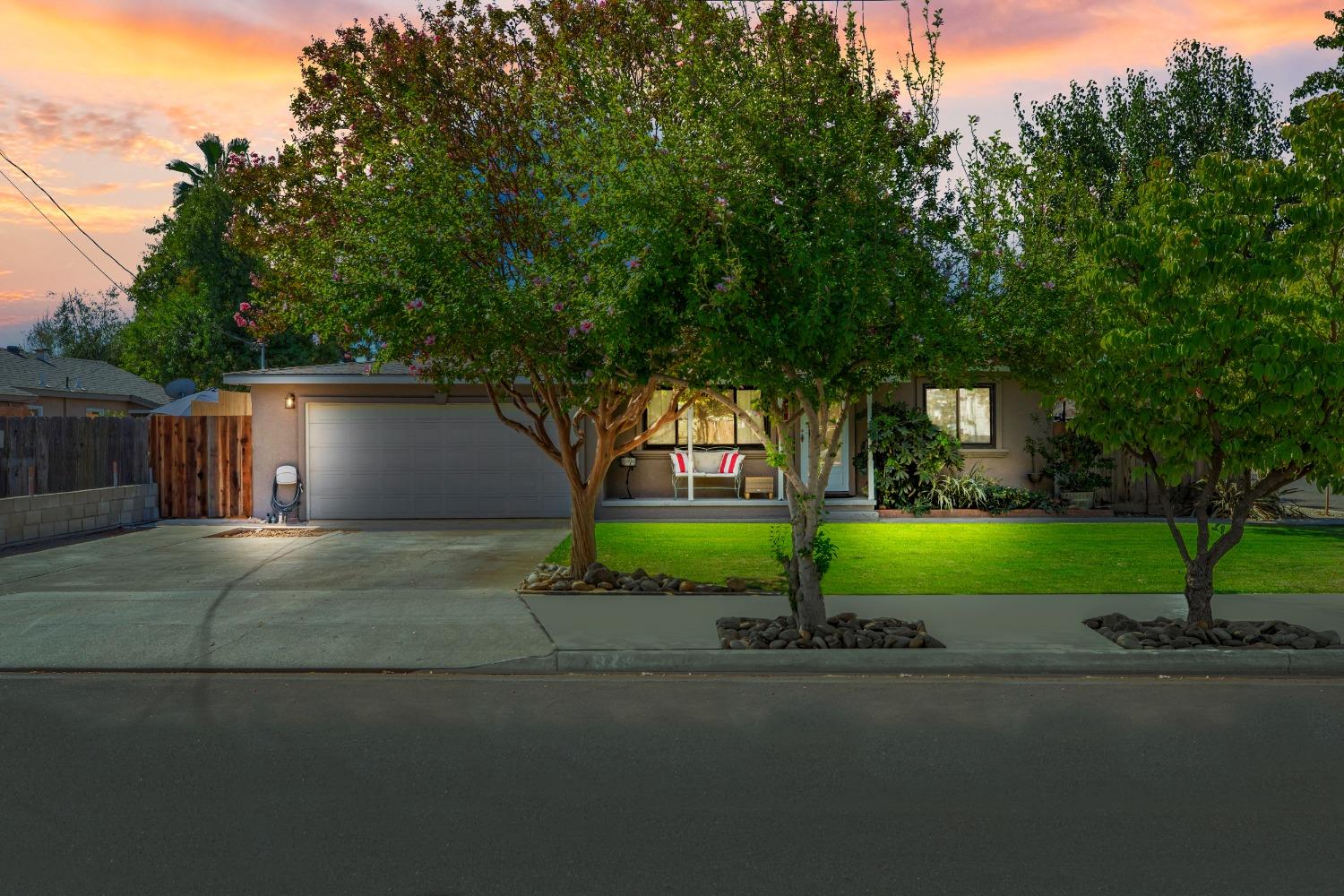 929 Magnolia Street