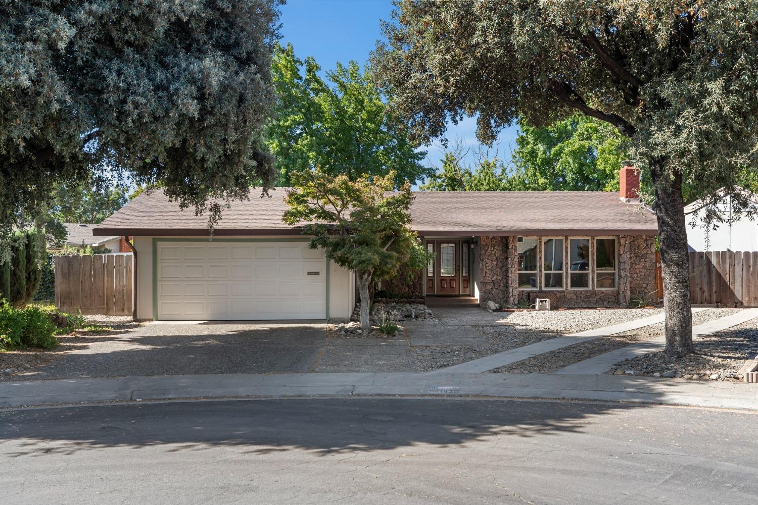 1420 Stembridge Court