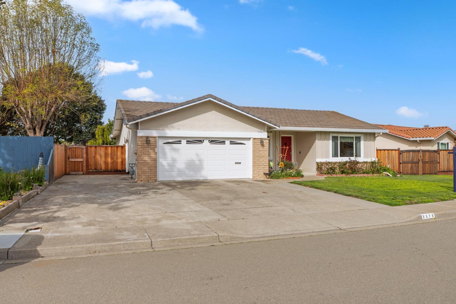 2575 Cherrywood Drive