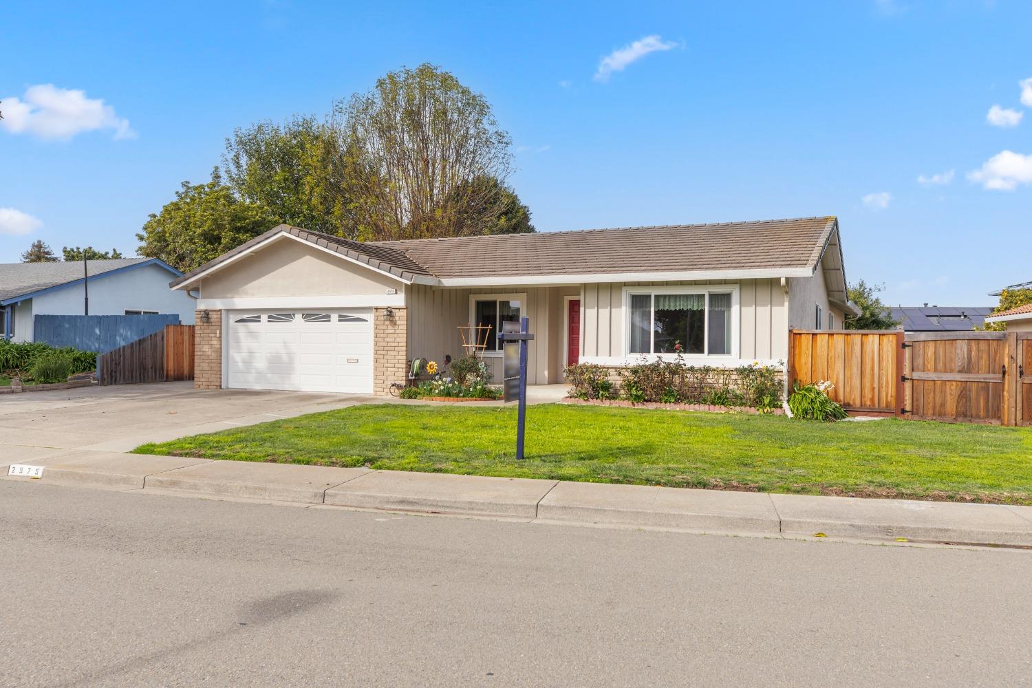 2575 Cherrywood Drive