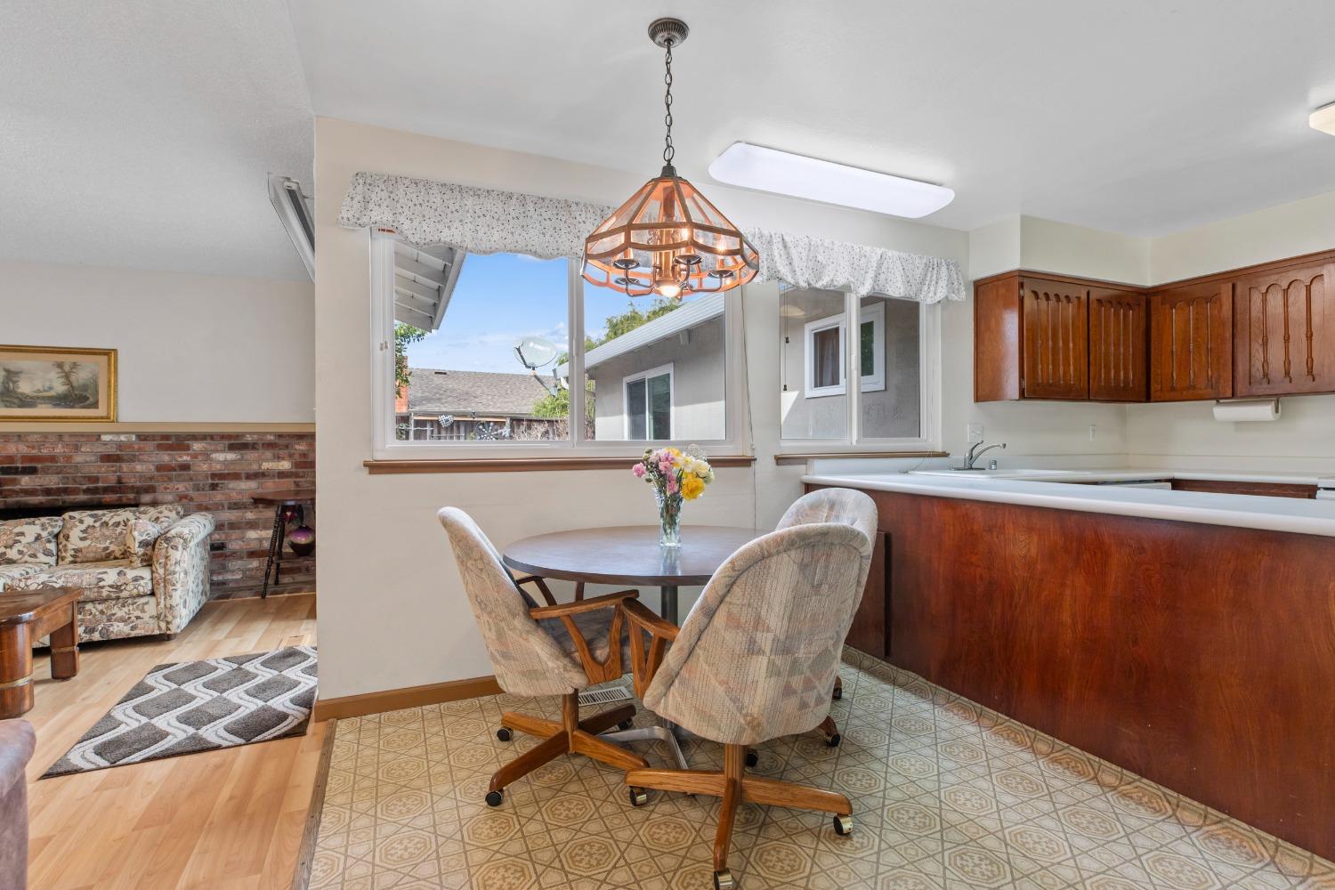 2575 Cherrywood Drive