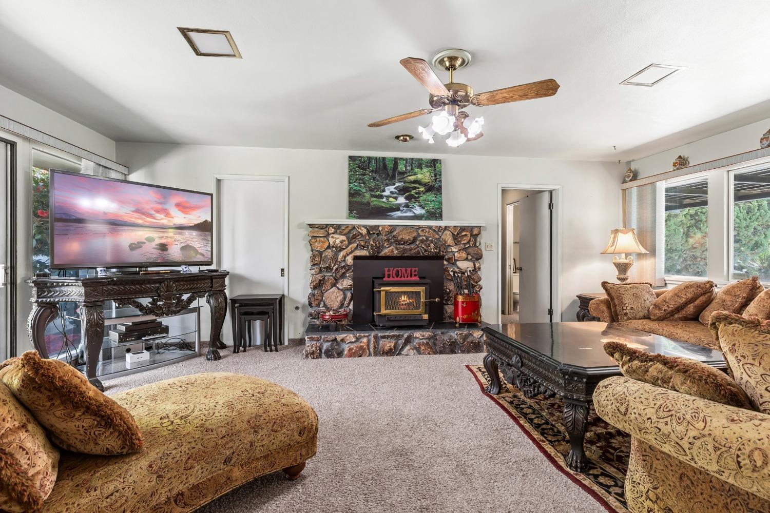 1109 Country Club Drive