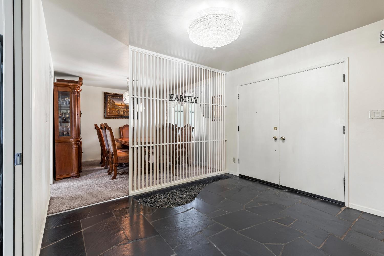 1109 Country Club Drive