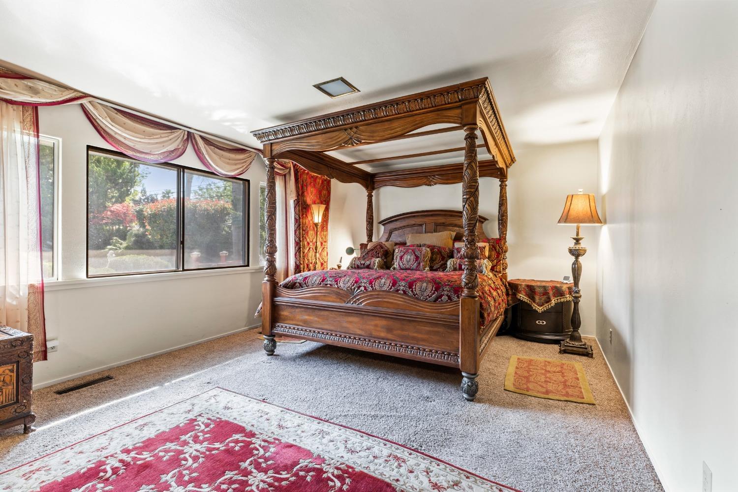 1109 Country Club Drive