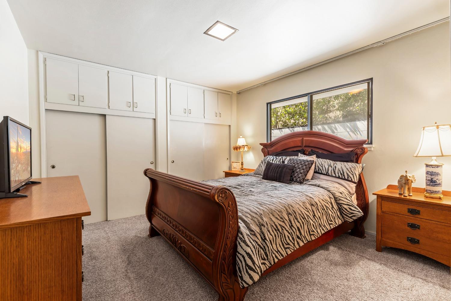 1109 Country Club Drive