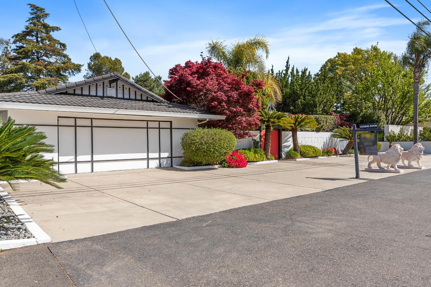 1109 Country Club Drive
