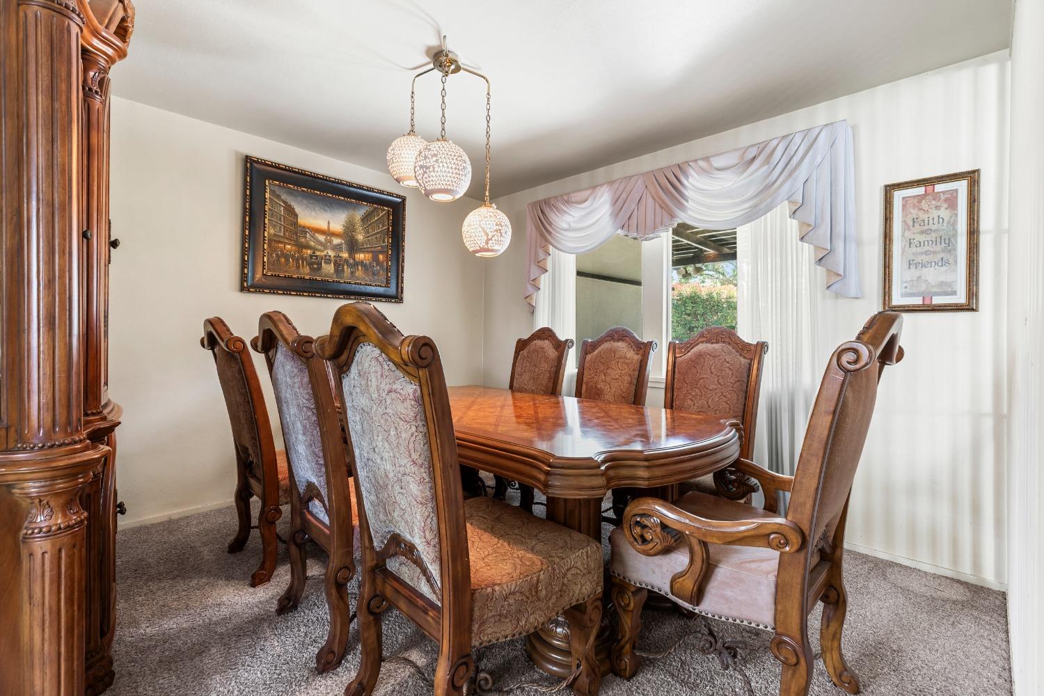1109 Country Club Drive