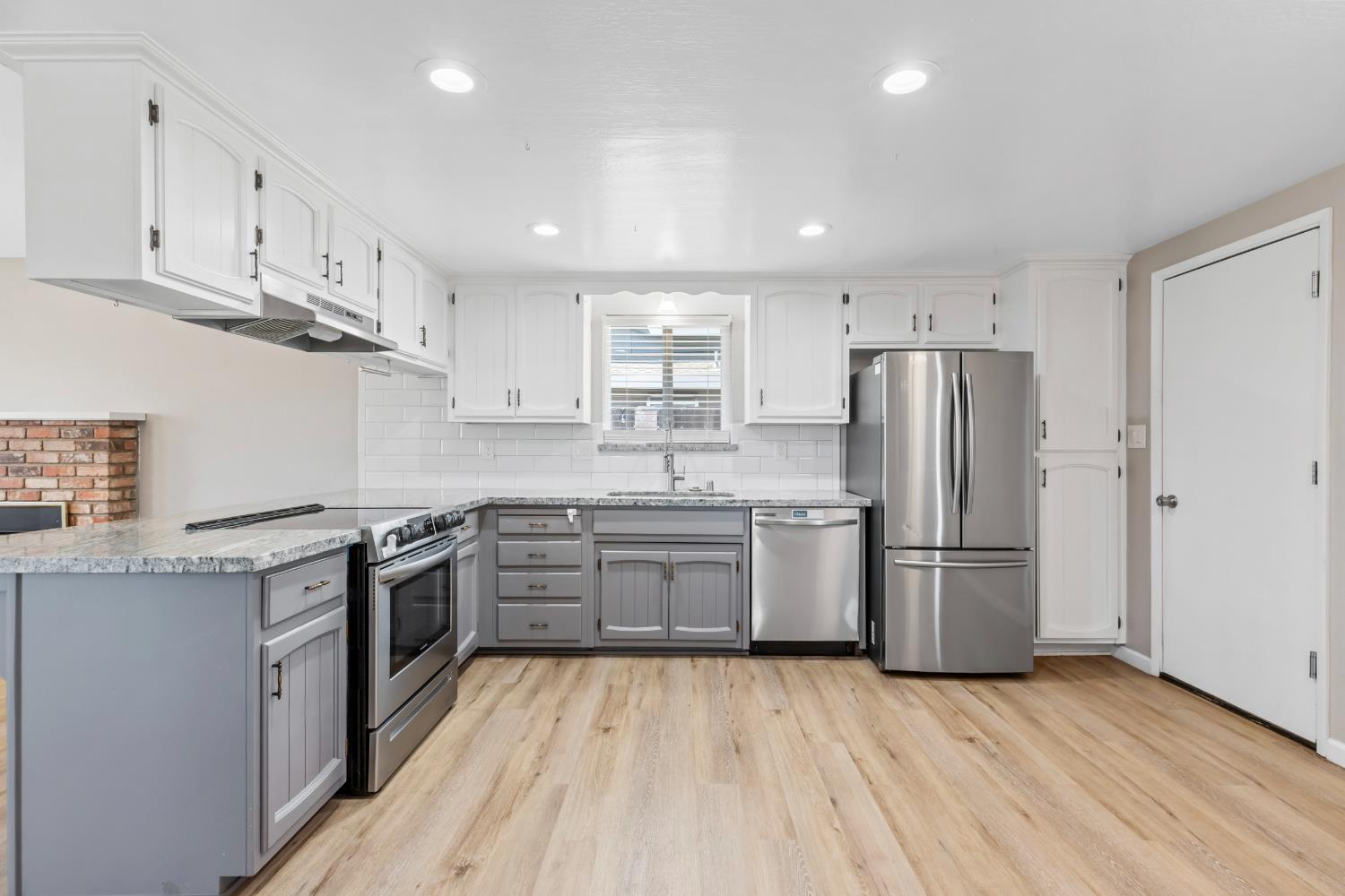 3800 Christy Lane
