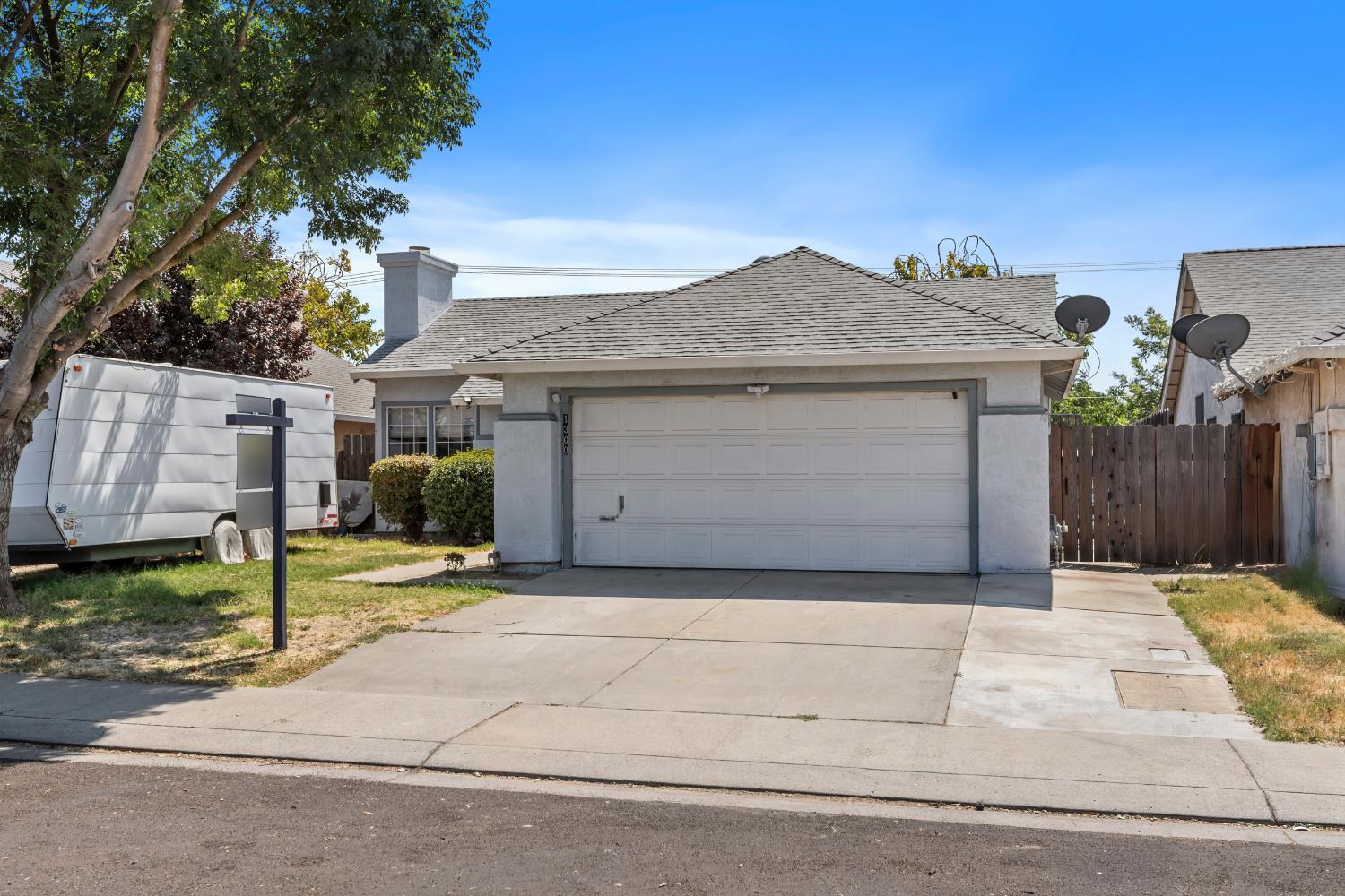 1300 Cribari Drive