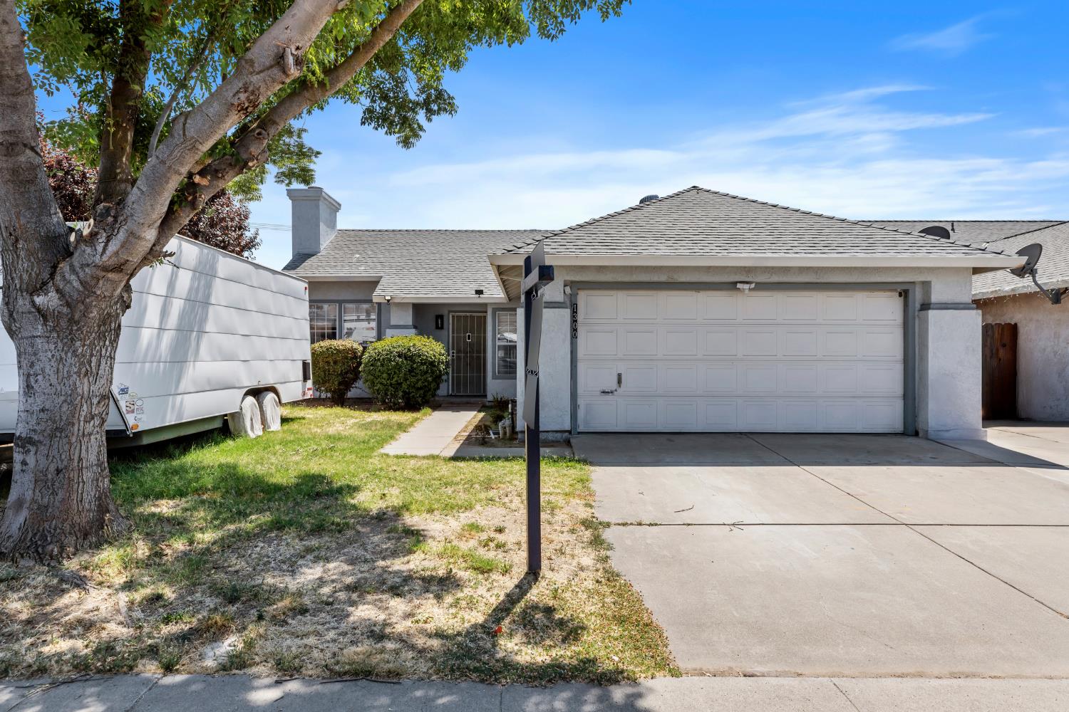 1300 Cribari Drive