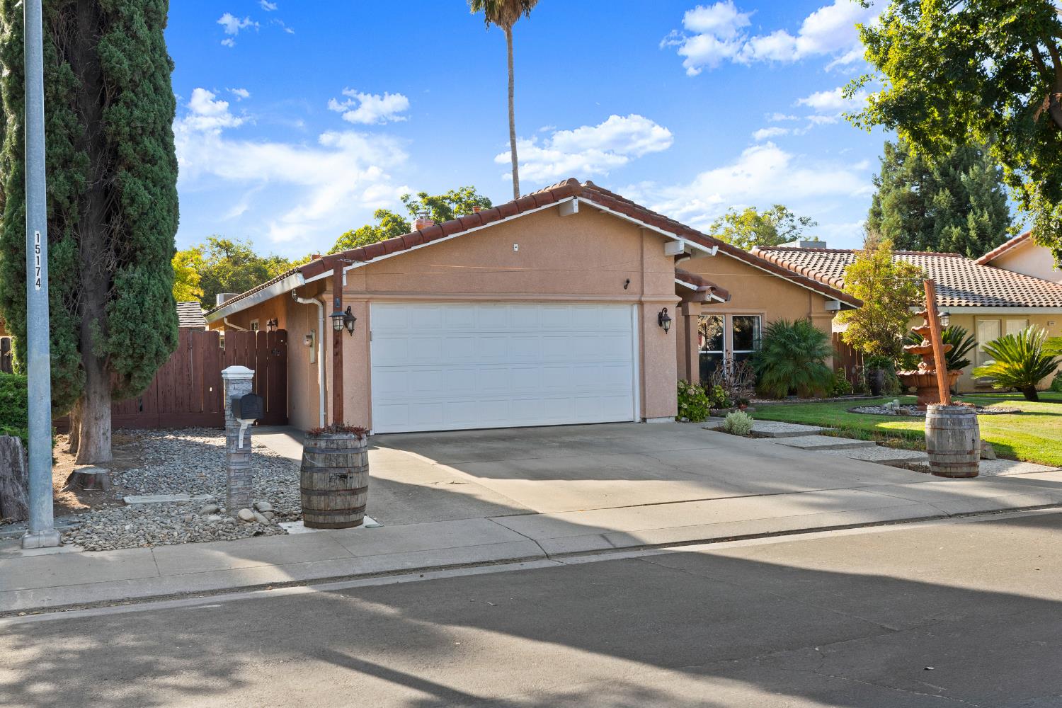 1533 Radcliffe Avenue
