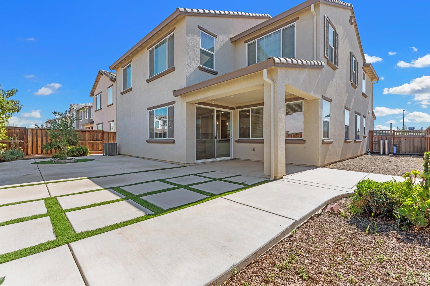 2803 Penrose Lane