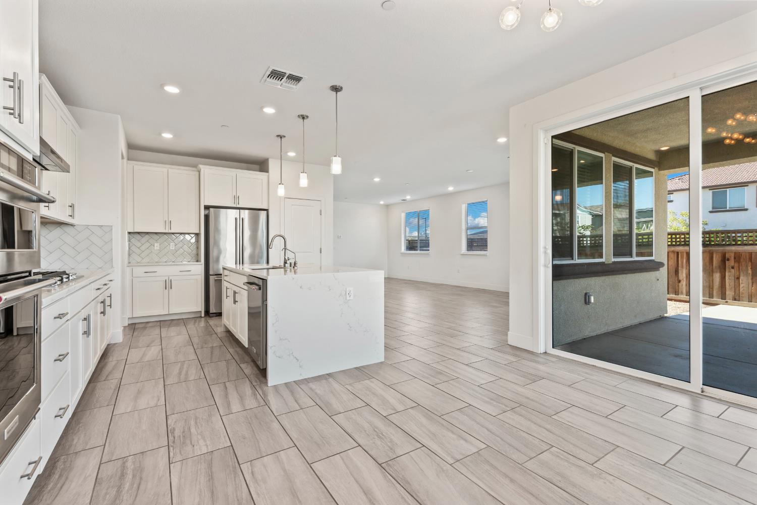 2803 Penrose Lane