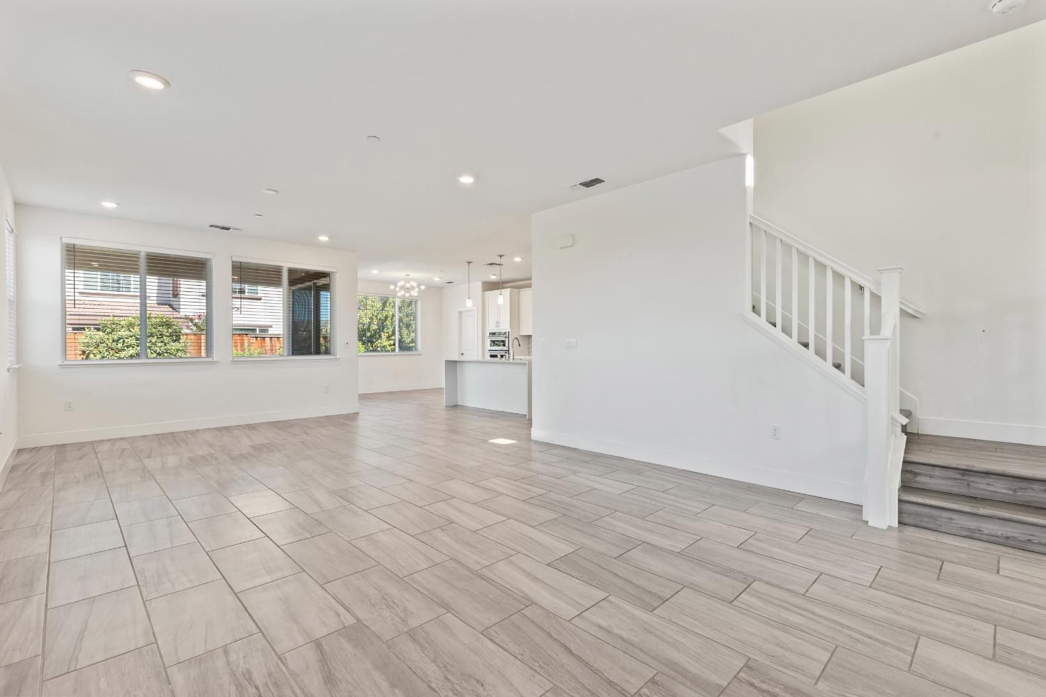 2803 Penrose Lane