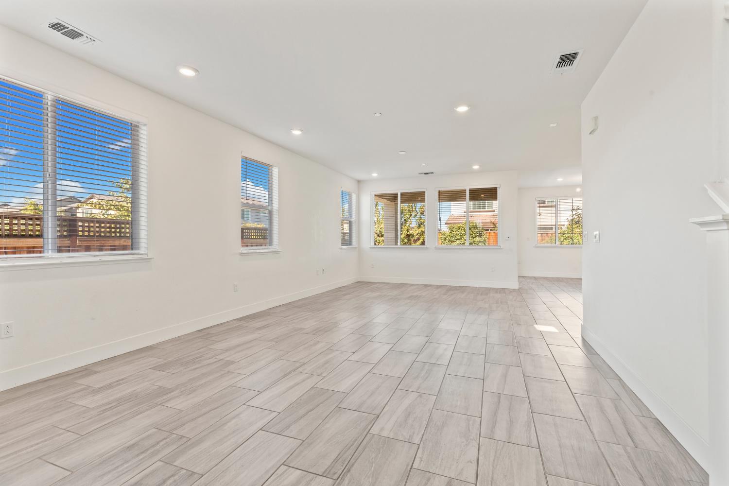 2803 Penrose Lane