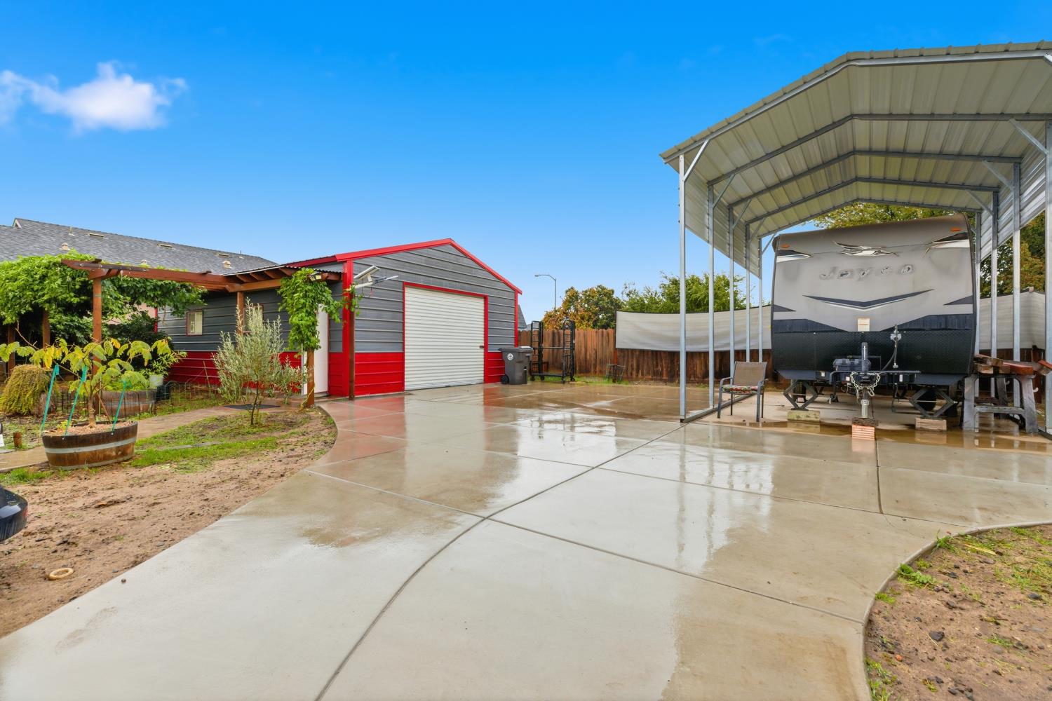 405 E Edison Street