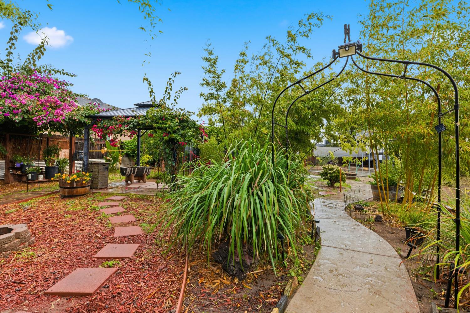 405 E Edison Street