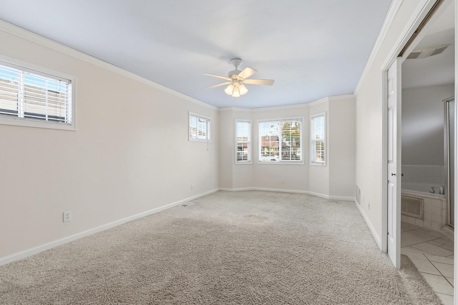 2490 Zinfandel Lane