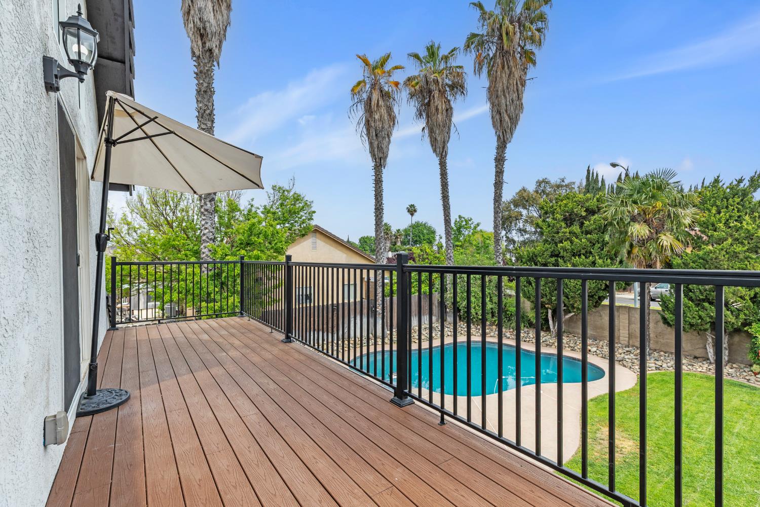 504 Van Dyken Way